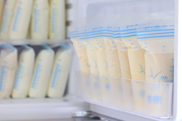 Breast Milk Storage Bags Malaysia: How to Choose The Best One?